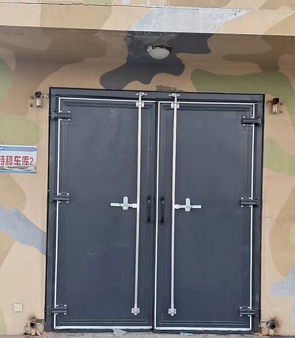 正宁工业平开门