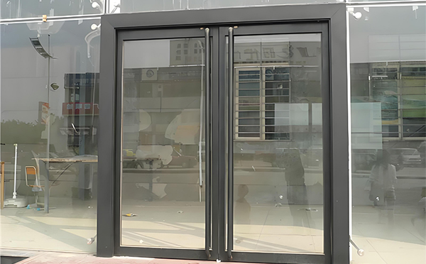 正宁玻璃地弹门