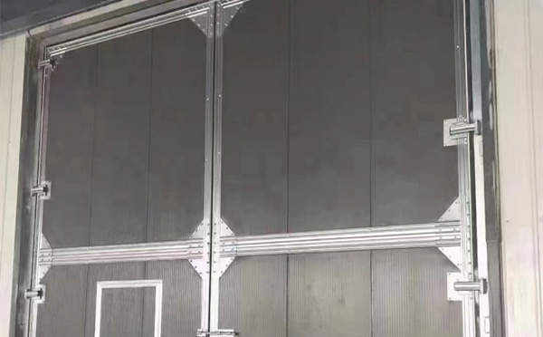 正宁兰州厂房正宁工业门选购与使用指南：打造高效安全的生产环境