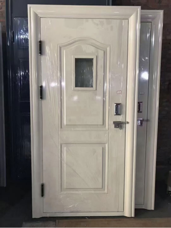 正宁学校教室门 正宁学校教室门