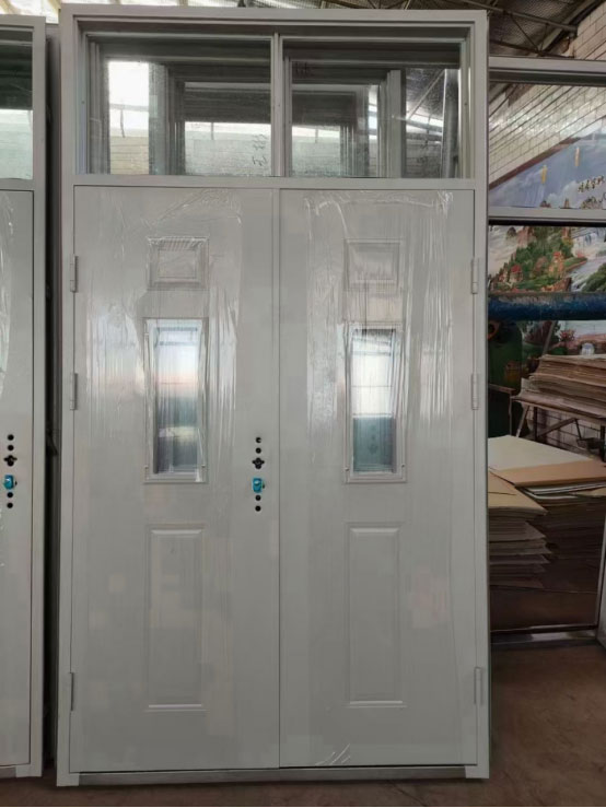 正宁学校教室门 正宁学校教室门