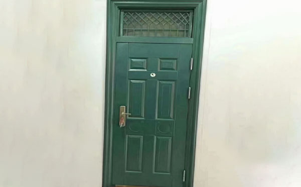 正宁学校教室门 正宁学校教室门