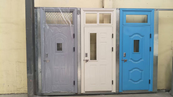 正宁学校教室门 正宁学校教室门